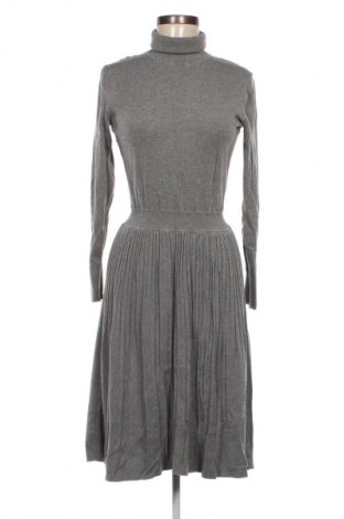 Kleid Calvin Klein, Größe S, Farbe Grau, Preis 62,92 €