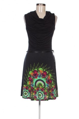 Kleid Desigual, Größe M, Farbe Mehrfarbig, Preis 95,65 €