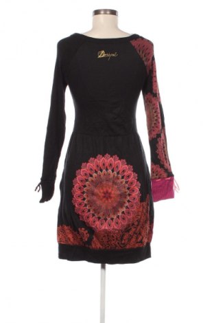 Kleid Desigual, Größe M, Farbe Mehrfarbig, Preis 54,99 €