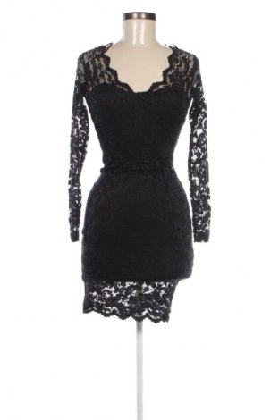 Kleid Gina Tricot, Größe XS, Farbe Schwarz, Preis 18,99 €