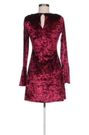 Kleid Hollister, Größe M, Farbe Rot, Preis 33,99 €