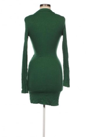 Rochie Stradivarius, Mărime S, Culoare Verde, Preț 95,99 Lei