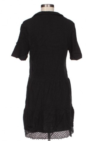 Kleid Stradivarius, Größe M, Farbe Schwarz, Preis € 20,49