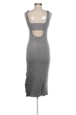 Rochie Superdry, Mărime M, Culoare Gri, Preț 157,99 Lei