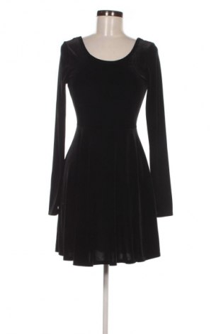 Kleid Uk 2 La, Größe M, Farbe Schwarz, Preis 12,99 €