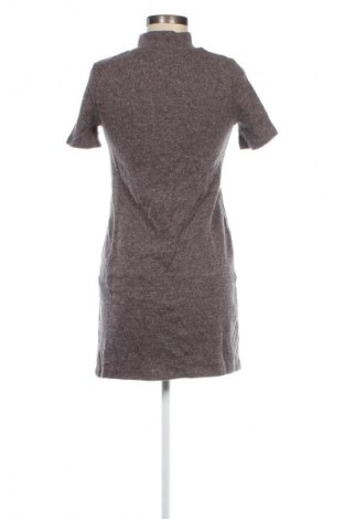 Kleid Zara, Größe S, Farbe Grau, Preis € 18,99