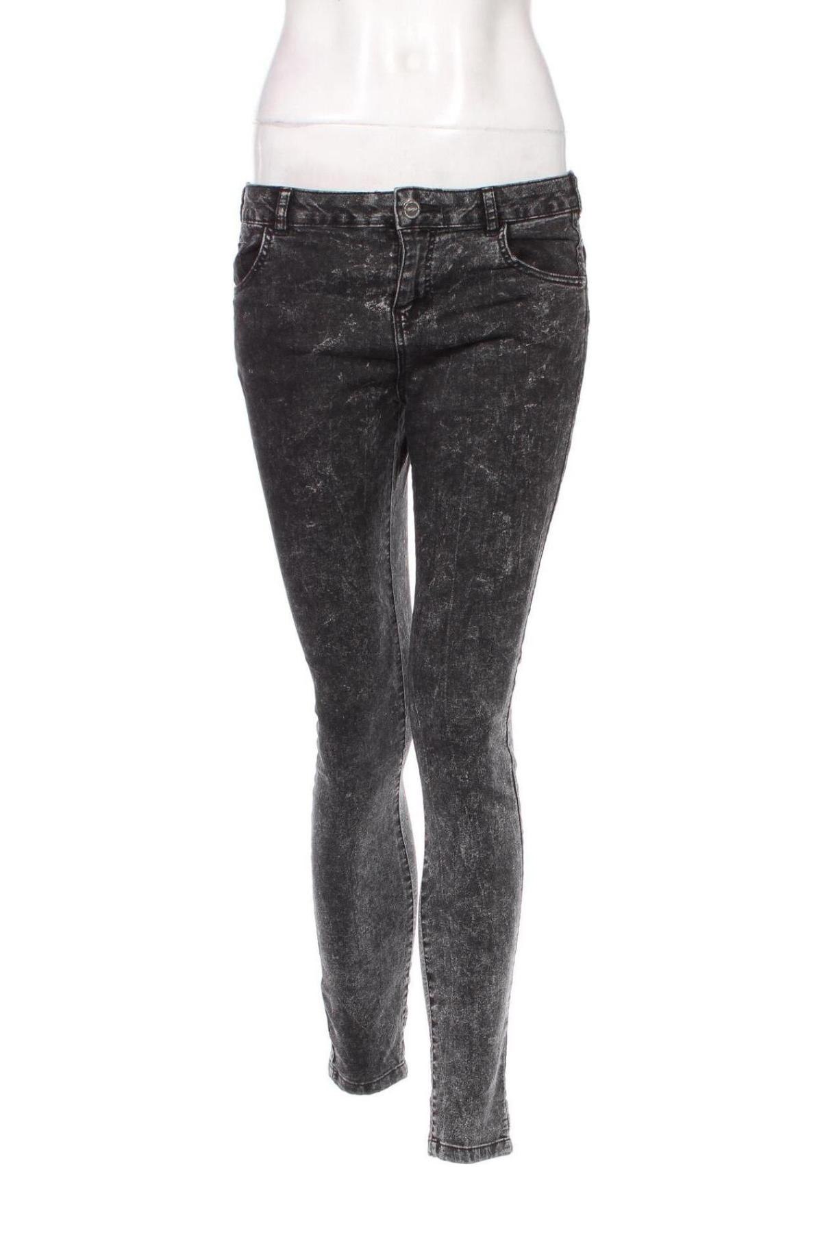 Damen Jeans Bershka, Größe M, Farbe Grau, Preis 14,83 €