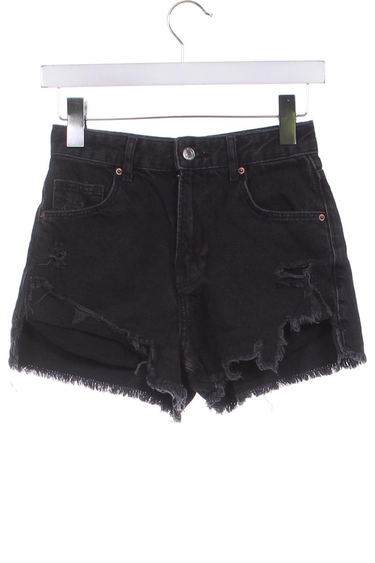 Damen Shorts Bershka, Größe XS, Farbe Grau, Preis 9,62 €