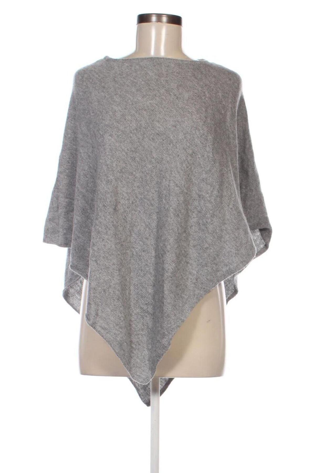 Poncho C&A, Größe M, Farbe Grau, Preis € 20,49