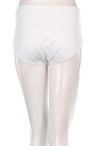 Alsónemű Triumph, Méret M, Szín Fehér, Ár 6 289 Ft