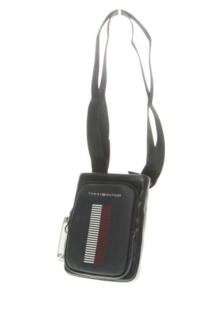 Чанта Tommy Hilfiger, Цвят Син, Цена 137,99 лв.