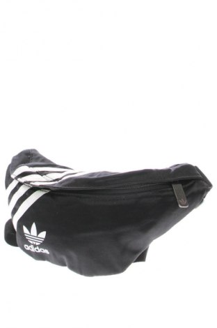 Saszetka do pasa Adidas Originals, Kolor Czarny, Cena 132,83 zł