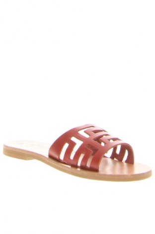 Pantofle Emmanuela, Velikost 36, Barva Červená, Cena  1 899,00 Kč