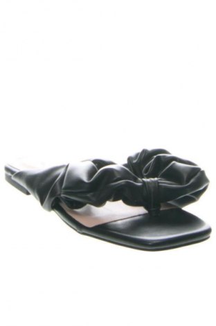 Papuče L37, Veľkosť 37, Farba Čierna, Cena  82,95 €