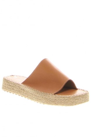 Pantofle RunnerBoss, Velikost 38, Barva Hnědá, Cena  1 149,00 Kč