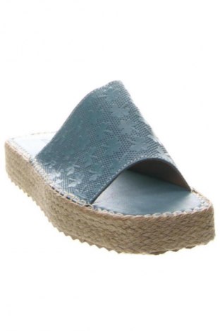 Pantofle RunnerBoss, Velikost 40, Barva Modrá, Cena  1 039,00 Kč