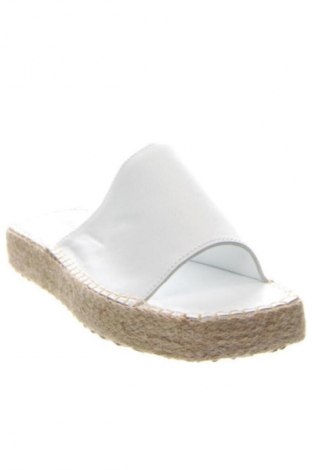 Pantofle RunnerBoss, Velikost 39, Barva Bílá, Cena  1 429,00 Kč