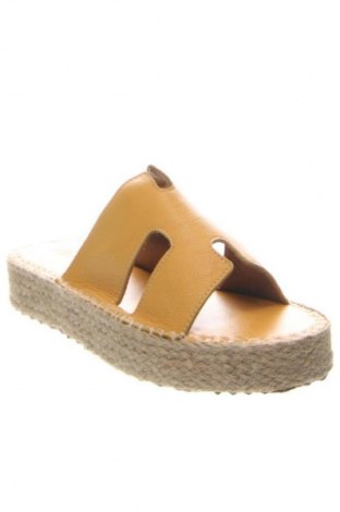 Pantofle RunnerBoss, Velikost 38, Barva Žlutá, Cena  759,00 Kč