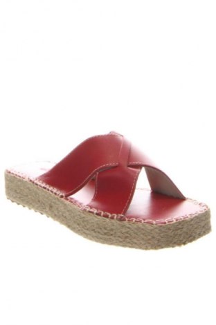 Pantofle RunnerBoss, Velikost 37, Barva Červená, Cena  1 429,00 Kč