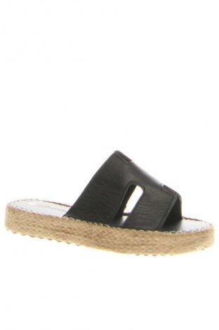 Pantofle RunnerBoss, Velikost 37, Barva Černá, Cena  939,00 Kč