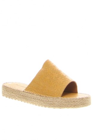 Papuci RunnerBoss, Mărime 40, Culoare Galben, Preț 294,99 Lei