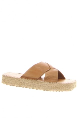 Pantofle RunnerBoss, Velikost 39, Barva Béžová, Cena  1 149,00 Kč