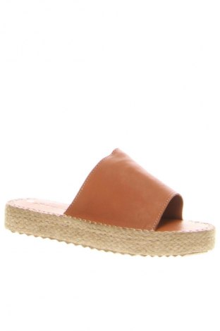 Pantofle RunnerBoss, Velikost 40, Barva Hnědá, Cena  1 429,00 Kč