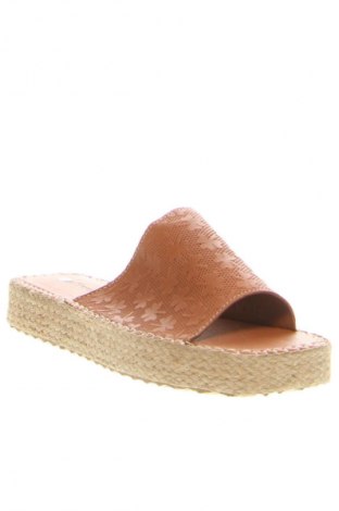 Pantofle RunnerBoss, Velikost 40, Barva Hnědá, Cena  759,00 Kč