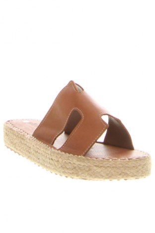 Pantofle RunnerBoss, Velikost 39, Barva Hnědá, Cena  1 429,00 Kč