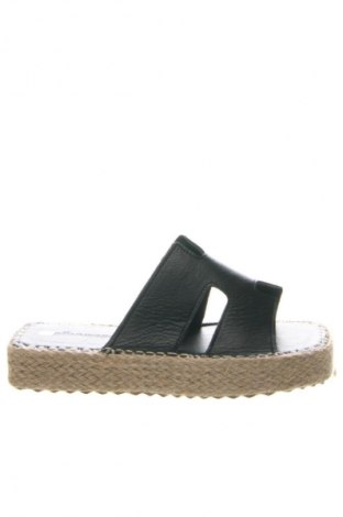 Papuče RunnerBoss, Veľkosť 37, Farba Čierna, Cena  43,95 €