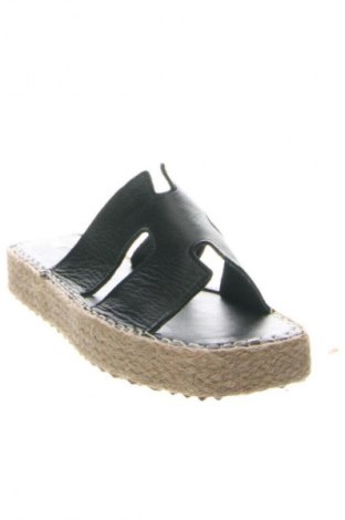 Papuče RunnerBoss, Veľkosť 37, Farba Čierna, Cena  43,95 €