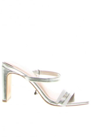 Pantofle The Drop, Velikost 36, Barva Stříbrná, Cena  2 129,00 Kč