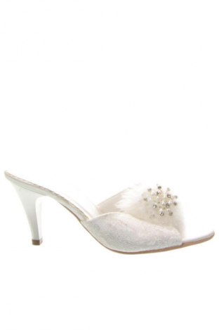 Papuci Unbranded, Mărime 36, Culoare Alb, Preț 131,99 Lei
