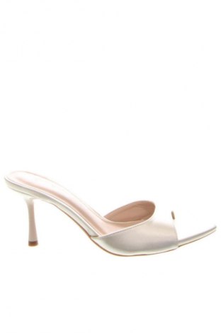 Papuci Unbranded, Mărime 38, Culoare Bej, Preț 107,99 Lei