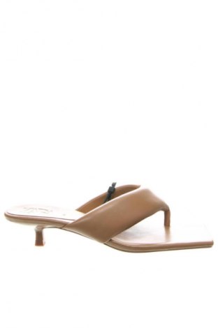 Papuci Zara, Mărime 39, Culoare Bej, Preț 180,07 Lei