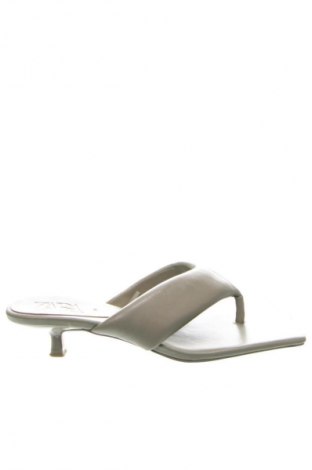 Papuci Zara, Mărime 39, Culoare Verde, Preț 180,07 Lei