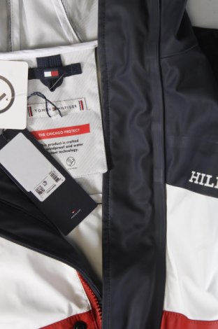 Дъждобран Tommy Hilfiger, Размер 7-8y/ 128-134 см, Цвят Многоцветен, Цена 99,99 лв.