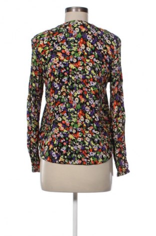 Дамска блуза B.Young, Размер S, Цвят Многоцветен, Цена 8,99 лв.