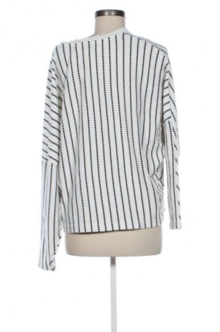 Дамска блуза B.Young, Размер L, Цвят Многоцветен, Цена 26,98 лв.