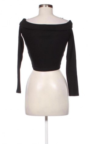 Dámská halenka Bershka, Velikost XS, Barva Černá, Cena  392,00 Kč