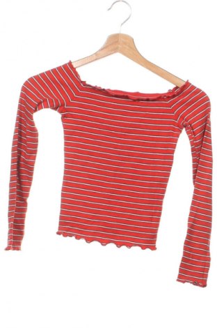 Дамска блуза Bershka, Размер XS, Цвят Многоцветен, Цена 9,99 лв.