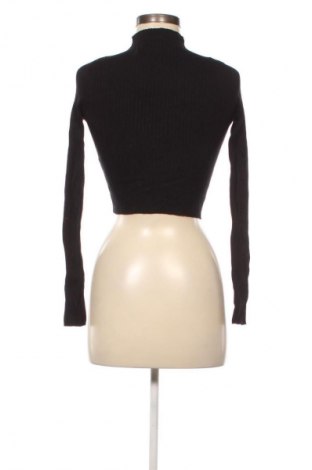 Γυναικεία μπλούζα Bershka, Μέγεθος S, Χρώμα Μαύρο, Τιμή 7,99 €