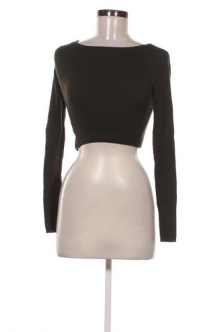 Damen Shirt Bershka, Größe M, Farbe Grün, Preis € 6,99