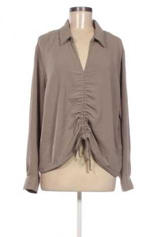 Дамска блуза Blind Date, Размер L, Цвят Бежов, Цена 8,99 лв.