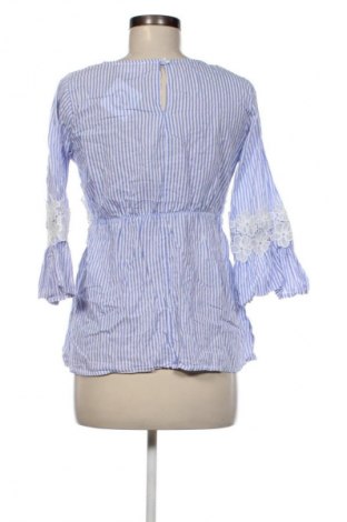 Dámská halenka Cartoon, Velikost S, Barva Vícebarevné, Cena  59,00 Kč