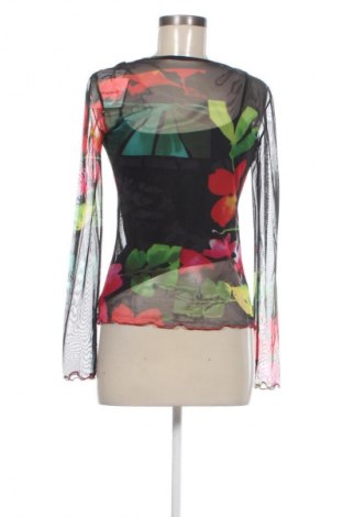 Дамска блуза Desigual, Размер M, Цвят Многоцветен, Цена 109,99 лв.