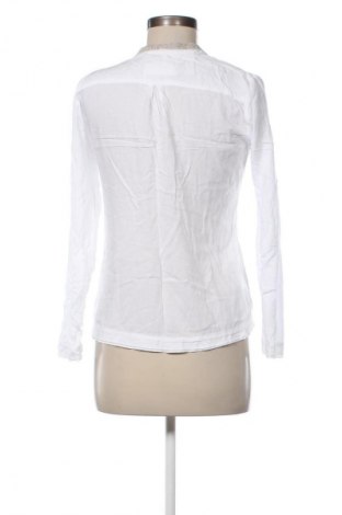 Damen Shirt Emily Van den Bergh, Größe S, Farbe Weiß, Preis 41,94 €