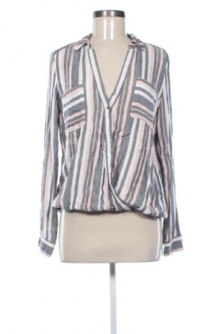 Bluză de femei F&F, Mărime M, Culoare Multicolor, Preț 51,45 Lei