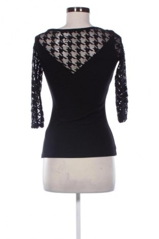 Dámska blúza Guess, Veľkosť XS, Farba Čierna, Cena  24,55 €