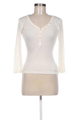 Дамска блуза Guess, Размер M, Цвят Екрю, Цена 48,88 лв.